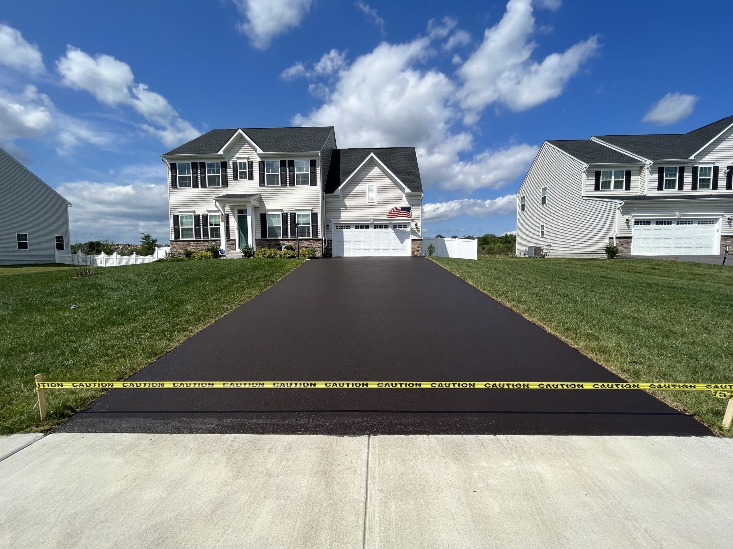 Maintaining Your Asphalt After Sealcoating